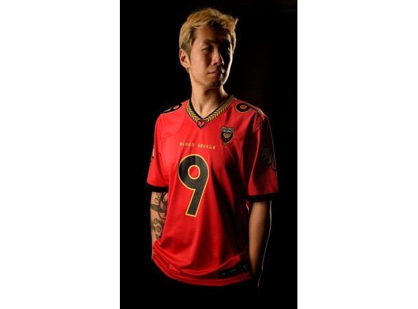 Blood Angels Sports Jersey - Medium Warhammer 40K 