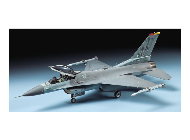 Lockheed F-16CJ Block50 Fighting Falcon Tamiya 1:72 Byggsats 