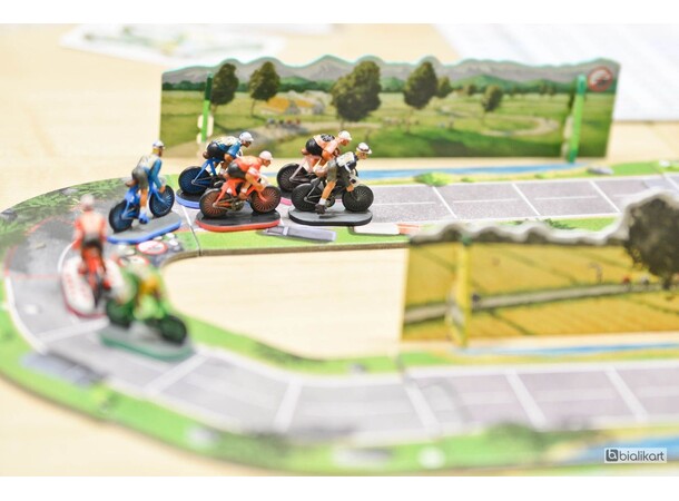 Flamme Rouge Grand Tour Expansion Expansion till Flamme Rouge 